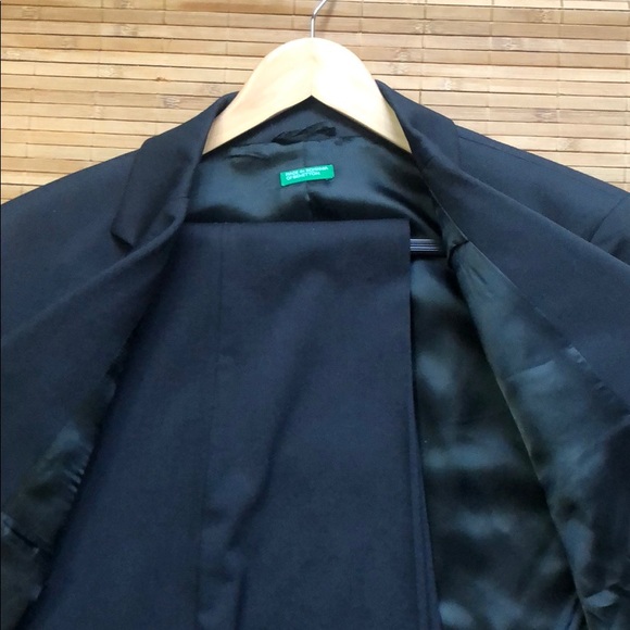 Mens United colors of benetton suit